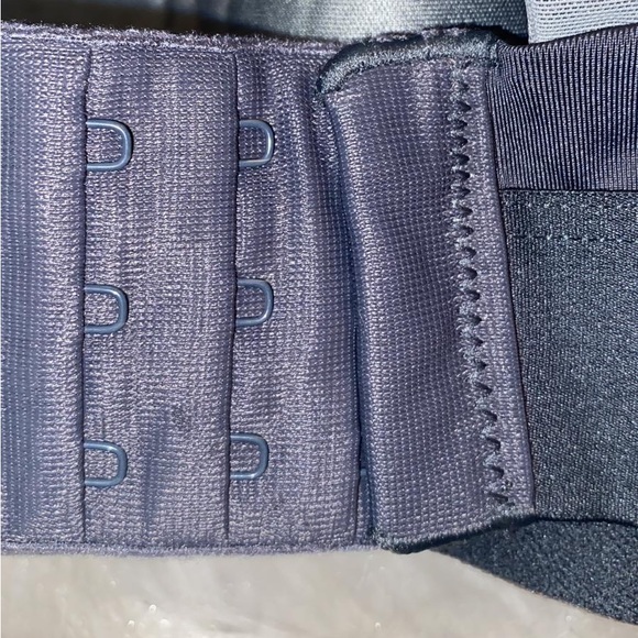 Dare Racerback Run Bra - Picture 6 of 10